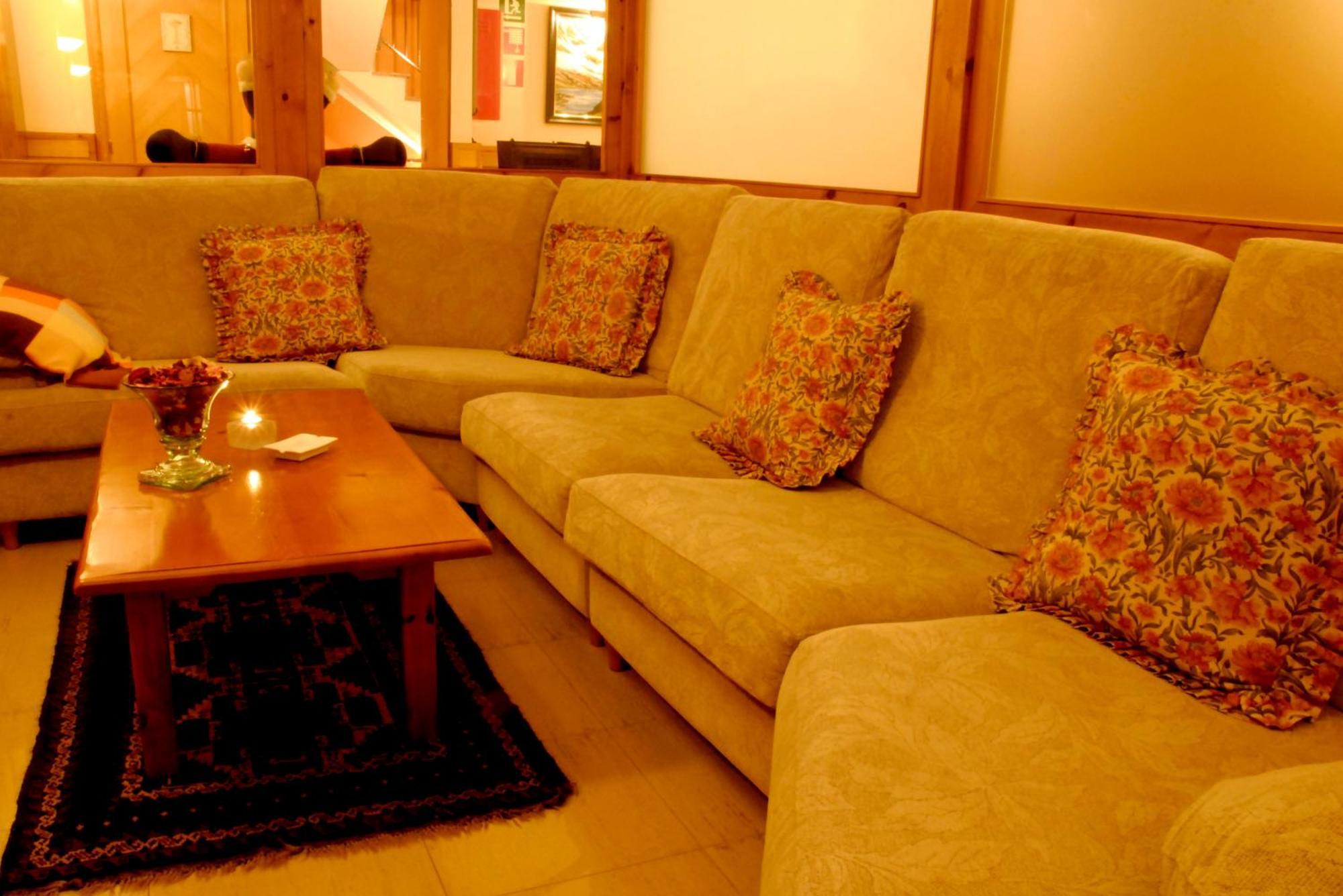 Petit Hotel Pas De La Casa Bagian luar foto